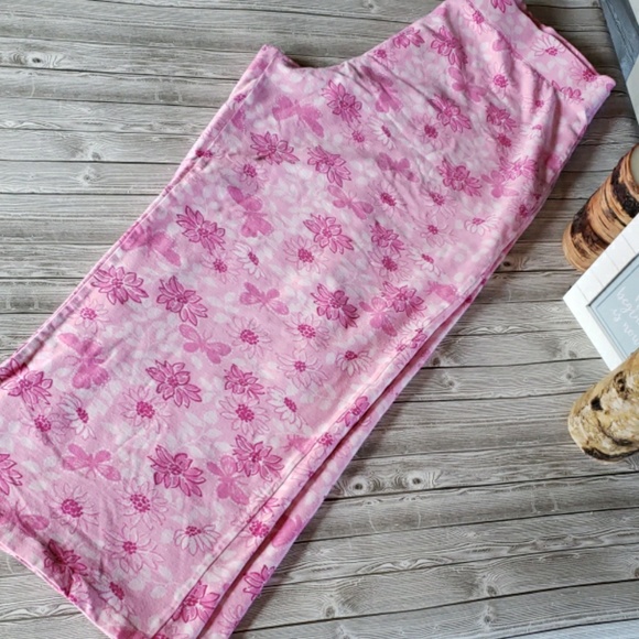 Lilly Pulitzer Other - ⬇️FINAL PRICE⬇️ Lilly Pulitzer Lounge Sleep Carpis
